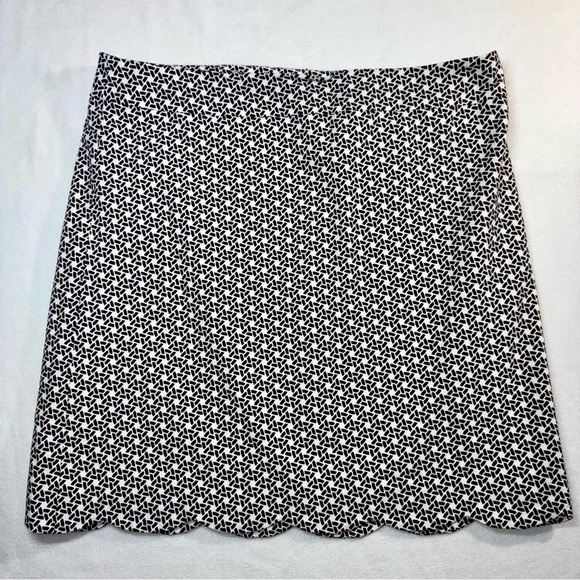 Talbots Skirt Womens 14 White Black Geometric Pencil Lined Career Scalloped Hem - Picture 1 of 7